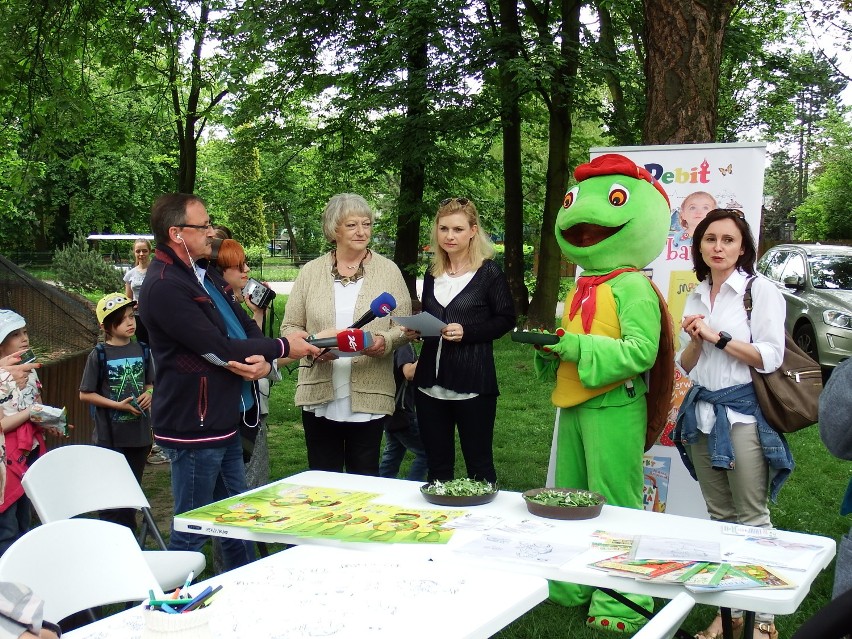 Żółw Franklin i Dzień Pszczoły w zoo ZDJĘCIA