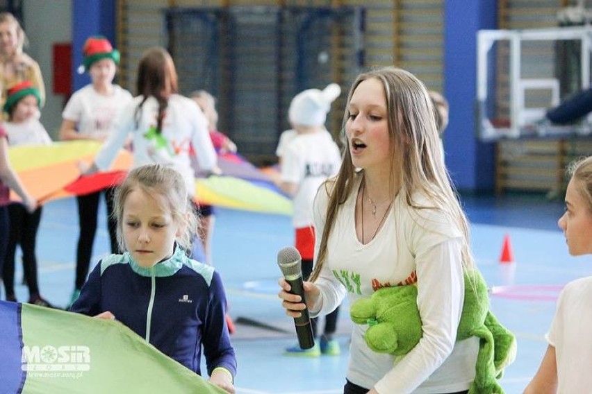 Akcja Zima z MOSiR w Żorach! Ogromne zainteresowanie "Olimpiadą na wesoło", lodowiskiem i grą w boule! ZDJĘCIA