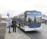 Kraków. Pasażerowie wysiądą na chodnik, a nie do rowu.