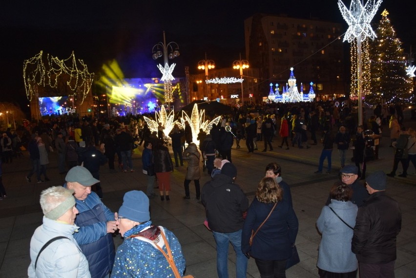 Uruchomienie iluminacji nastąpiło tuż po godz. 16.30.