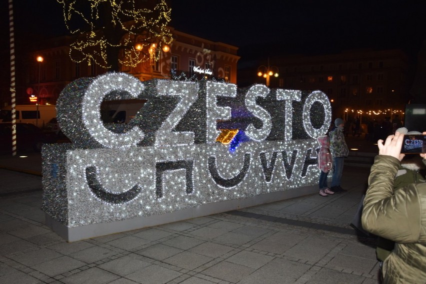 Uruchomienie iluminacji nastąpiło tuż po godz. 16.30.