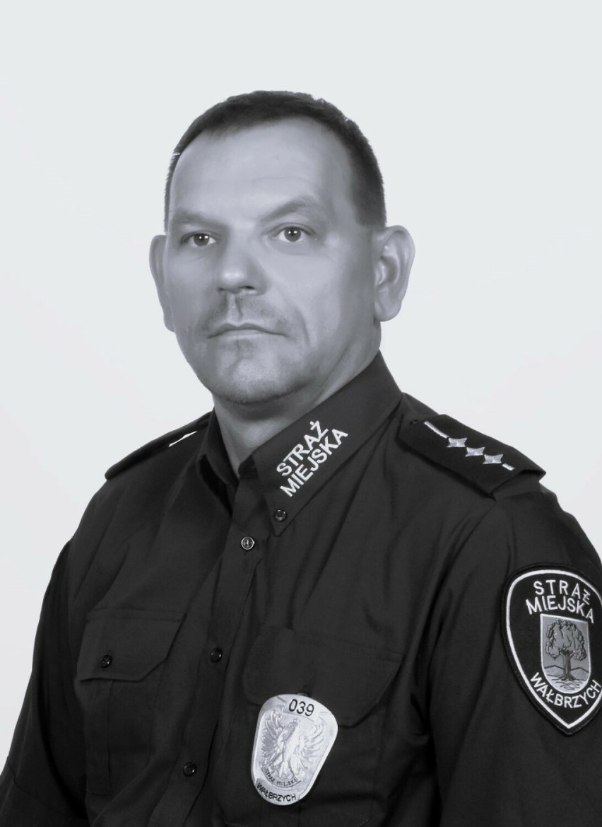 Straż miejska w Wałbrzychu pożegna dziś kolegę. Nie żyje Marek Mika