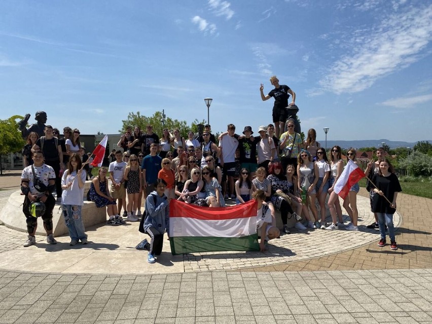 Uczniowie z bieckiej szkoły przebywali w stolicy Węgier. Poznawali kulturę, tradycje i historię doskonaląc przy tym swoje umiejętności