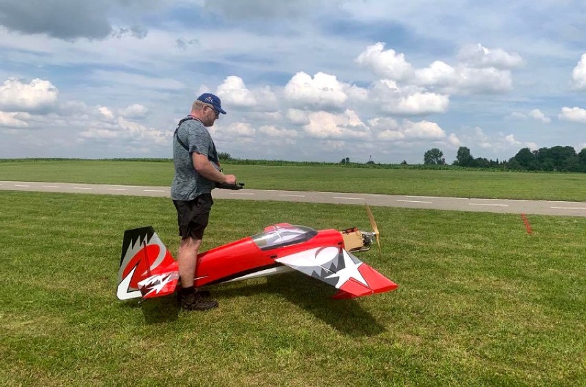 Tak wyglądał tegoroczny piknik modelarski w Bobrownikach...