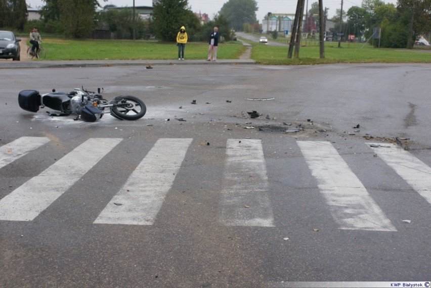 Sokółka: Zderzenie forda z motorowerem [zdjęcia]
