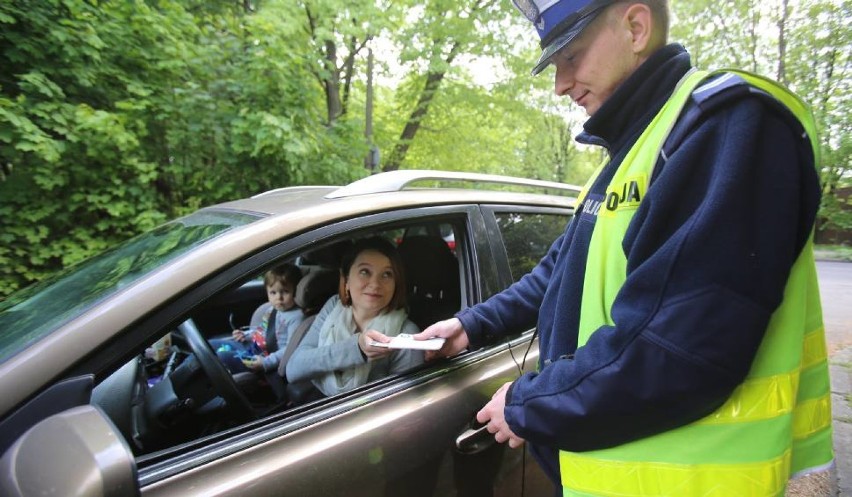 Policjanci nie wystawią nam zatem mandatu, jeśli okaże się,...