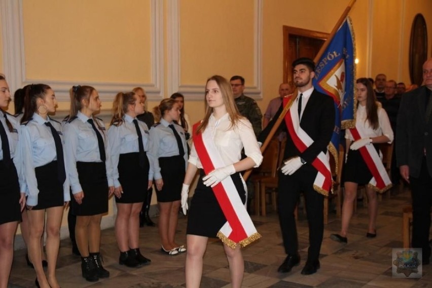 Uroczystość odbywała się tradycyjnie, według ceremoniału...