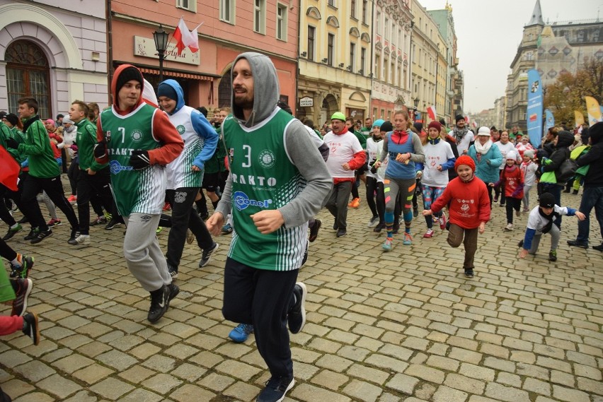 Ponad półtora tysiąca osób w Biegu o Niepodległość! (DUŻO ZDJĘĆ)