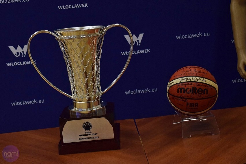 Koszykarski puchar Mistrzów FIBA Europe Cup 2023 przez dwa dni gości w urzędzie miasta [zdjęcia]