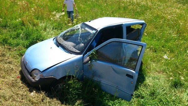 Trzy rozbite auta na krajowej 11 w Suchorzewie