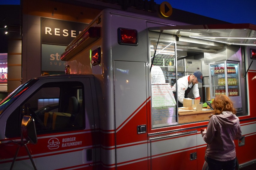 Food Trucki w Jastrzębiu Zdroju! Foof Fest Jastrzębie przy Kinie Centrum