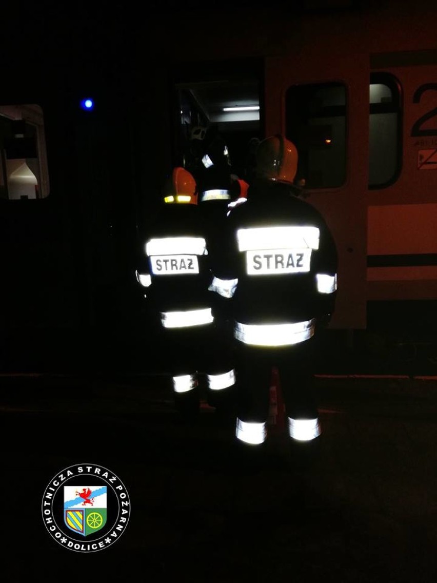 Dolice. Strażacy dziś gasili palący się pociąg PKP Intercity [zdjęcia]
