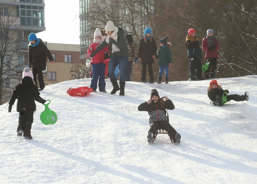 Tak bawiły się dzieci w parku Leśniczówka.