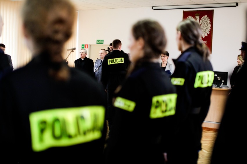 Olsztyn: 32 policjantów złożyło ślubowanie