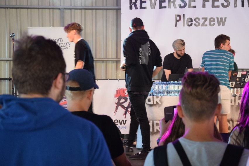 Pleszewska hala "odleciała" w rytmie hip hopu. Reverse Festival dla młodych i od młodych