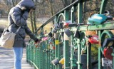 Park Kasprowicza: Planują remont mostku japońskiego. Znikną kłódki miłości