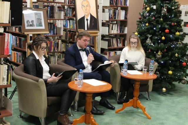 W bibliotece w Tucholi świętowano 113. urodziny Aleksandra Janty-Połczyńskiego
