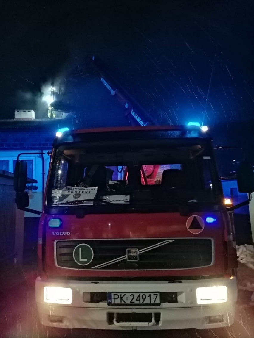 Straż pożarna interweniowała przy ul. Mazowieckiej w Kaliszu. ZDJĘCIA