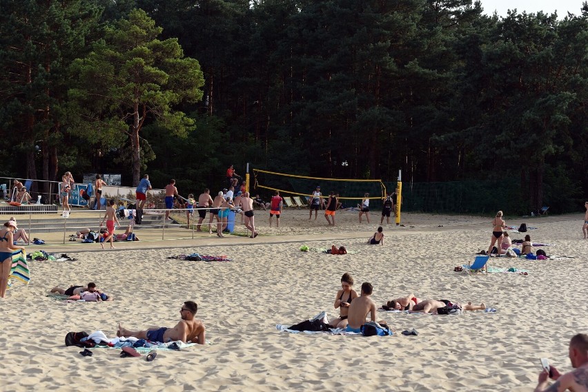 Bukowno. Amatorski turniej siatkówki plażowej na kąpielisku MOSiR. Zobacz ZDJĘCIA