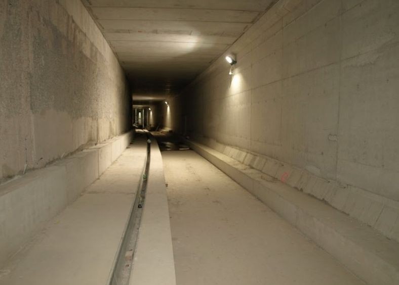 W Polsce tunel tramwajowy ma tylko Kraków. Był on budowany...