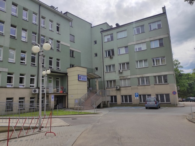 Na wynagrodzenie dla pracowników jasielskiego szpitala w ubiegłym roku wydano ponad 90 milionów złotych.