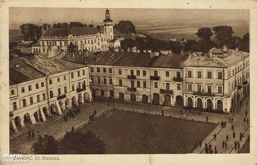 Południowa arteria Rynku Wielkiego w Zamościu. Historia w obiektywie ulicy Stanisława Staszica. Archiwalne zdjęcia z pierwszej połowy XX w.