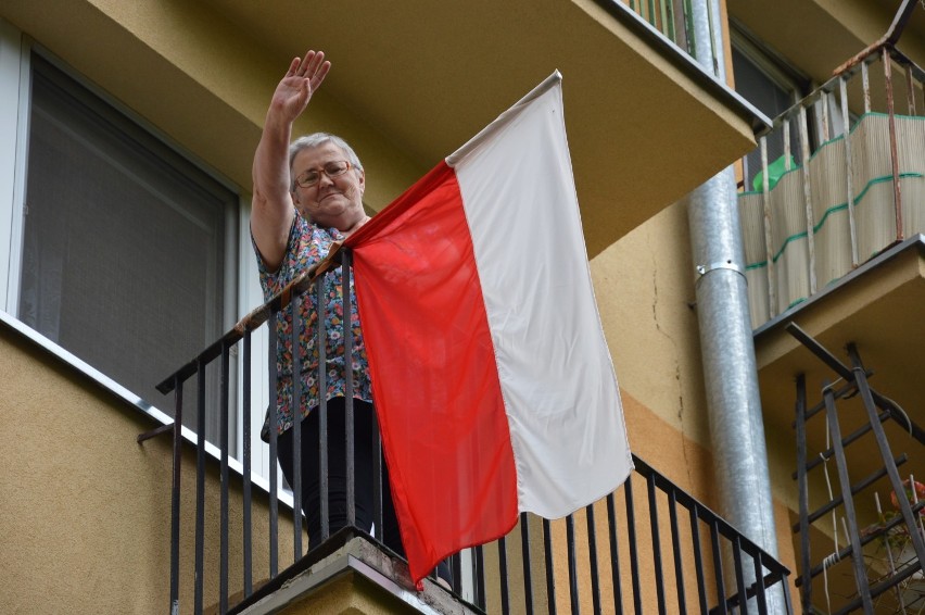 2 maja - Dzień Flagi w Piotrkowie. Zdjęcia z roku 2020