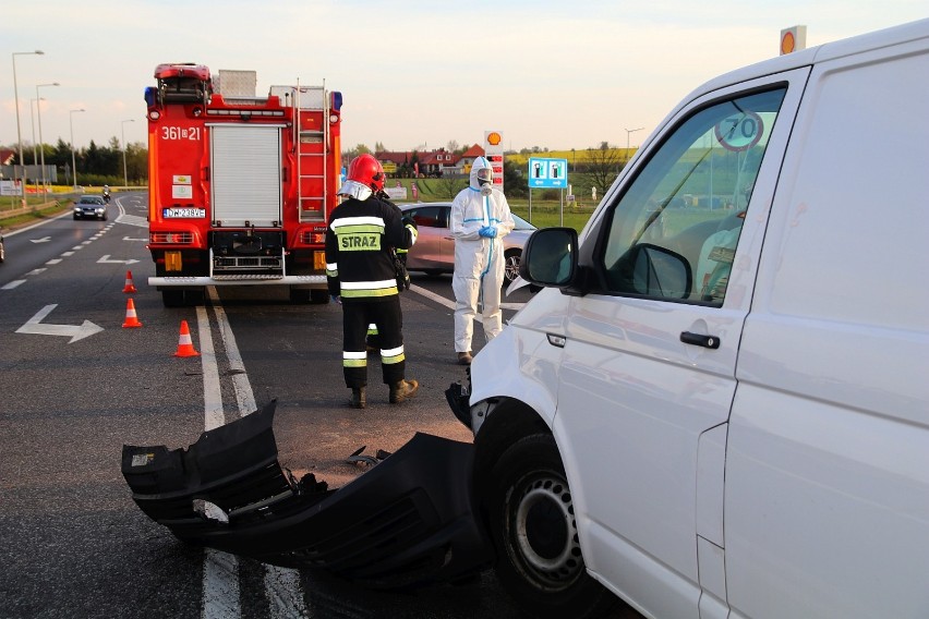 Wypadek na ulicy Jaworzyńskiej w Legnicy [ZDJĘCIA]