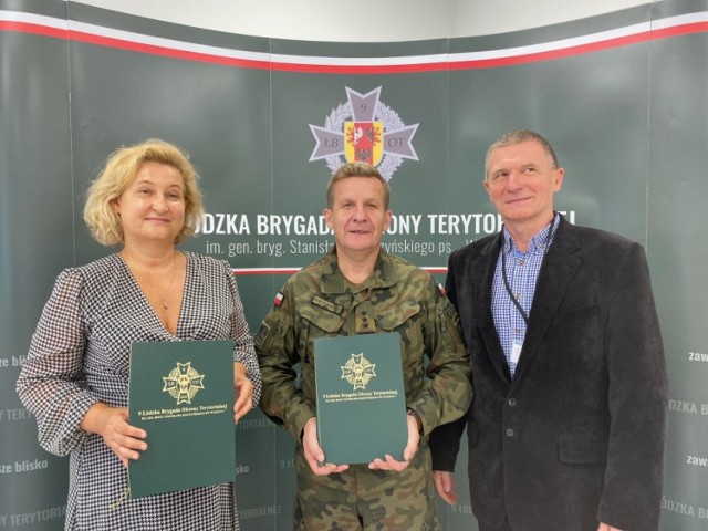 Na mocy podpisanego porozumienia w oddziałach będzie realizowane szkolenie z zakresu przygotowania wojskowego w formie dodatkowych zajęć edukacyjnych