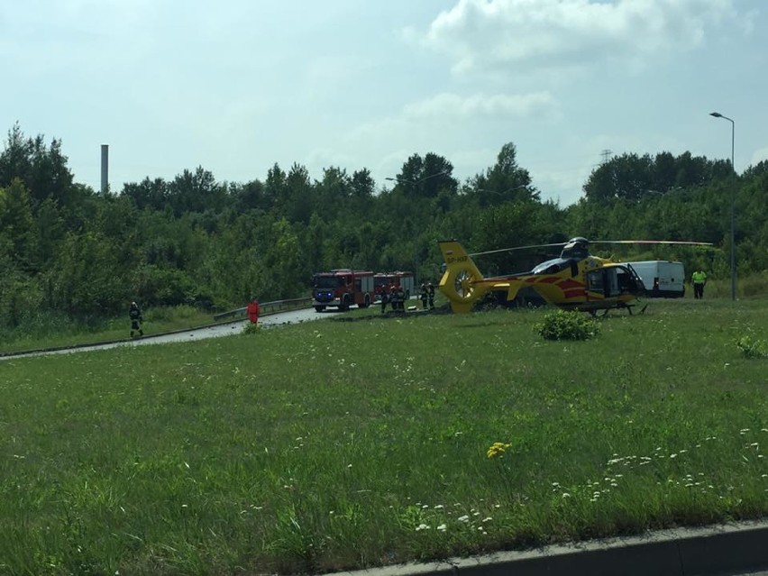 Wypadek na DTŚ: Przewróciła się ciężarówka [ZDJĘCIA]