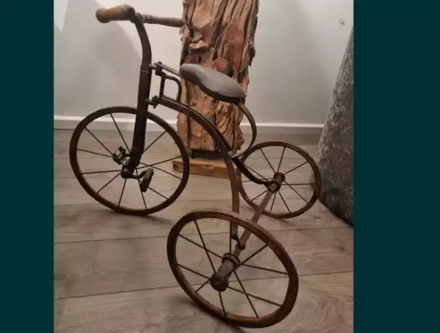 rower zabytkowy - 9 tys. zł