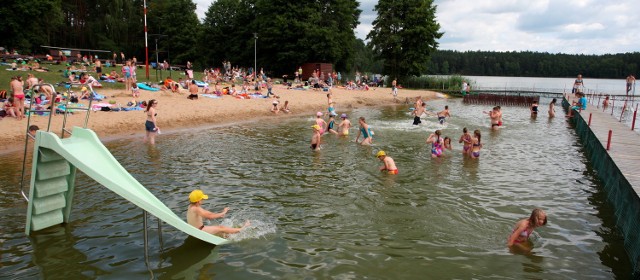 Woda w jeziorze Mukrz jest regularnie kontrolowana przez sanepid. Jej stan można sprawdzić na stronie www.sk.gis.gov.pl .