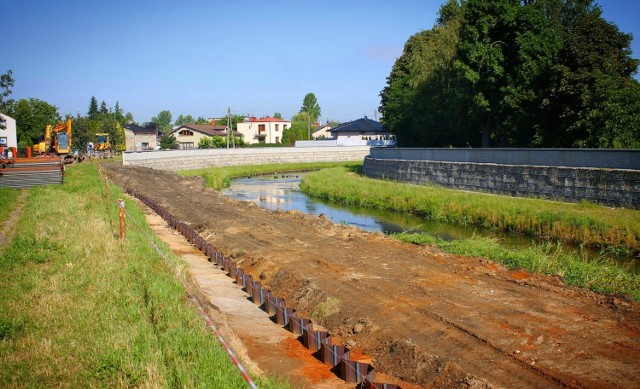 Umacniają wały na Kucelince. Prace będą kosztowały ponad 45 mln zł