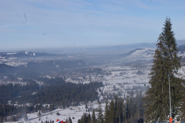 Smog nad Białką Tatrzańską. To zdjęcie z ubiegłej zimy. Czy i tym razem tak będzie w Białce?