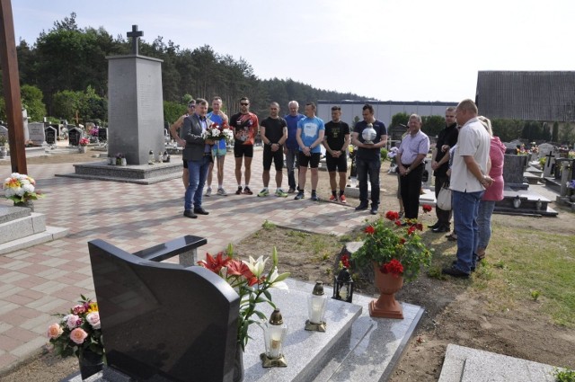 W sobotę 28 maja w Dąbr&oacute;wce Wlkp. odbył się drugi dzień memoriału, w kt&oacute;rych wystąpili weterani. 
Fot. Zdzisław Nowak