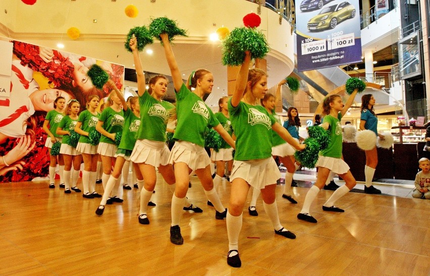 Wystąpują: Baltica Cheerleaders, Dancing Stars, Emotion...