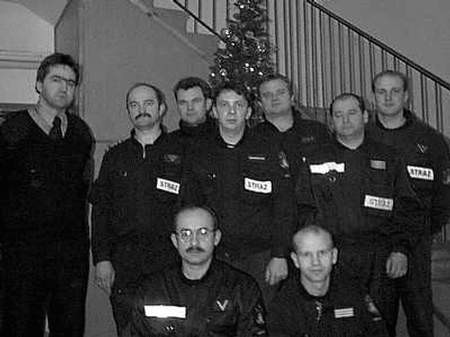 Od lewej: Jarosław Kempa, Zbigniew Głąb, Dariusz Sybek, Piotr Kozłowski, Roman Dębski, Roman Lemański, Jerzy Kwiasowski, Sławomir Szczepaniak i Adam Grześkowiak.