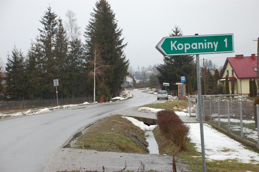 W Niegłowicach, Harklowej i Tarnowcu powstaną chodniki przy drogach powiatowych