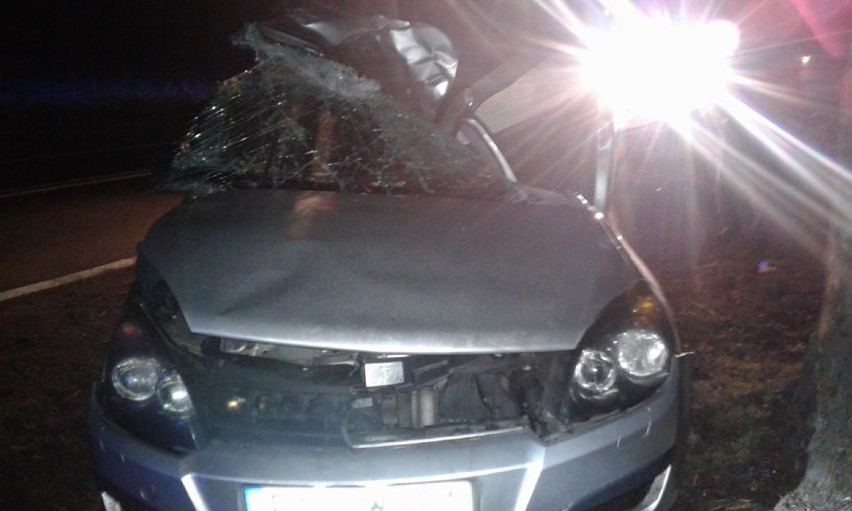 Tragiczny wypadek na drodze krajowej w Chełmcach [zdjęcia]