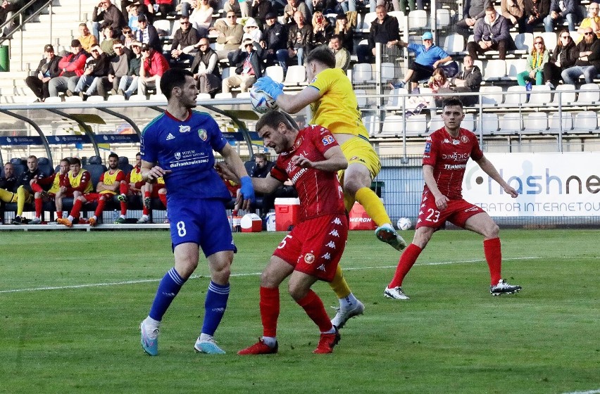 Piłkarze Miedzi Legnica przegrali z drużyną Widzewa Łódź, zobaczcie zdjęcia