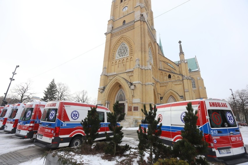 Łódzkie pogotowie ma 7 nowych karetek. Będą ratować w Skierniewicach, Zgierzu i Łodzi