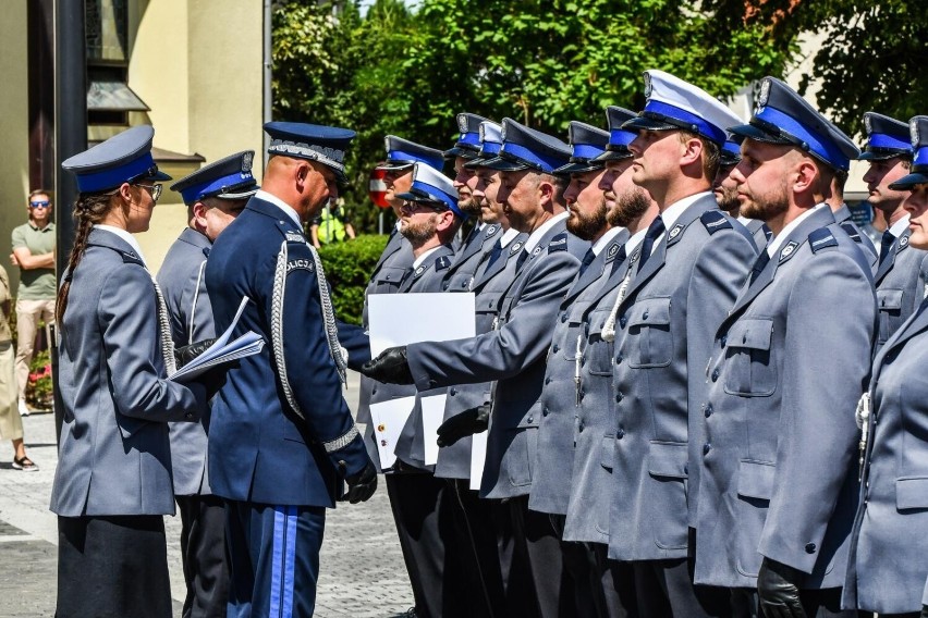 Przy okazji uroczystych obchodów Święta Policji na rynku w...