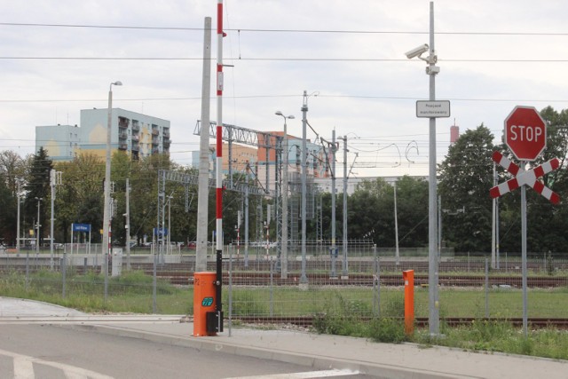 Protest w Mileszkach. Mieszkańcy nie chcą być odcięci od reszty miasta