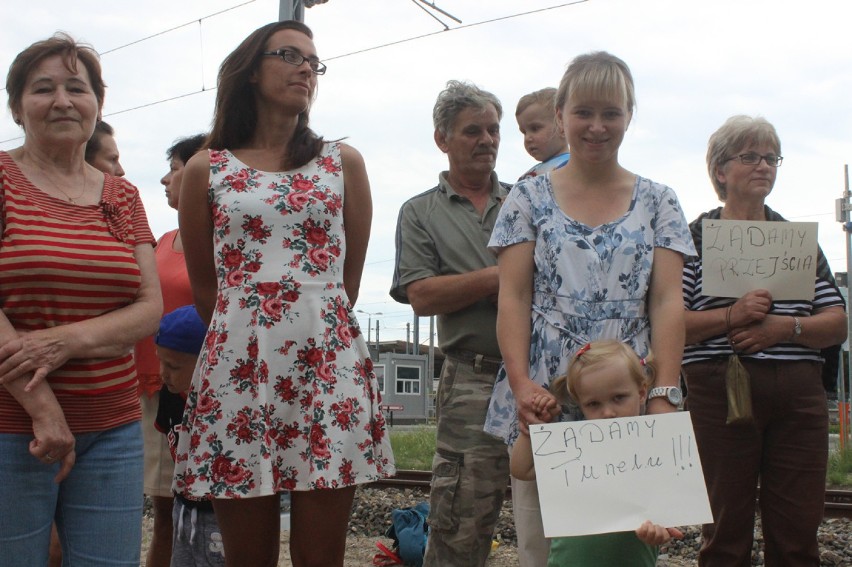 Protest w Mileszkach. Mieszkańcy nie chcą być odcięci od...