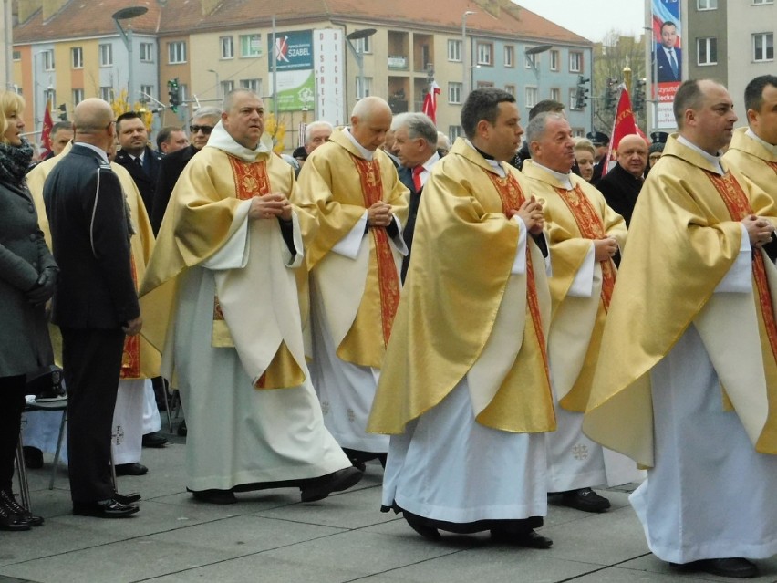 Polowa msza św. w intencji ojczyzny w Koszalinie [ZDJĘCIA]