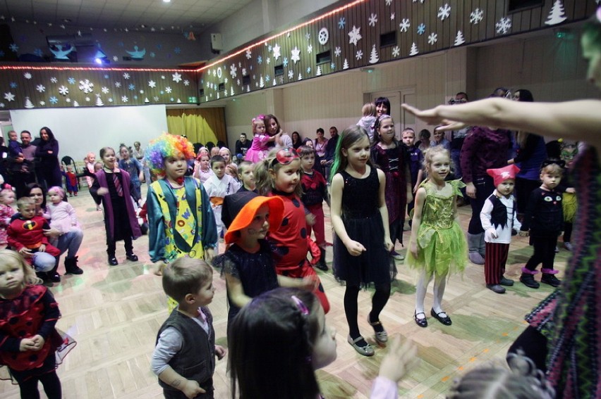 Bal Karnawałowy dla Dzieci w Legnicy [ZDJĘCIA]
