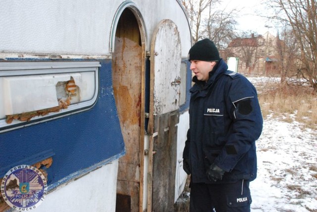 Pucka policja szuka bezdomnych, styczeń 2016