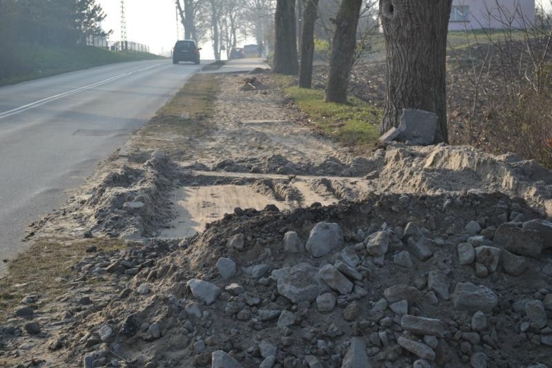 Remont ulic w Tychnowach: Powstają ścieżki pieszo-rowerowe [FOTO]