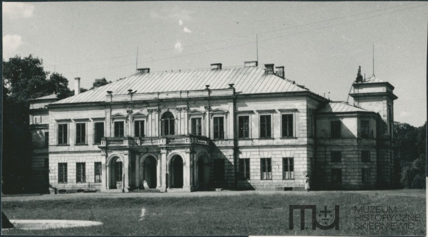 Instytut Sadownictwa w Skierniewicach powstał w 1951 roku