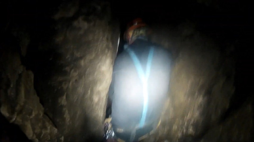 To jedna z ciekawszych i tajemniczych jaskiń na Jurze...